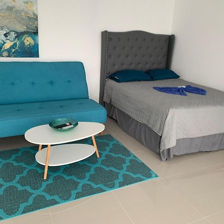 Restaurante Y Hotel “La Pesca” Puerto Barrios Dış mekan fotoğraf