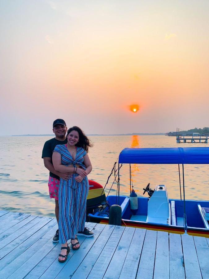 Restaurante Y Hotel “La Pesca” Puerto Barrios Dış mekan fotoğraf